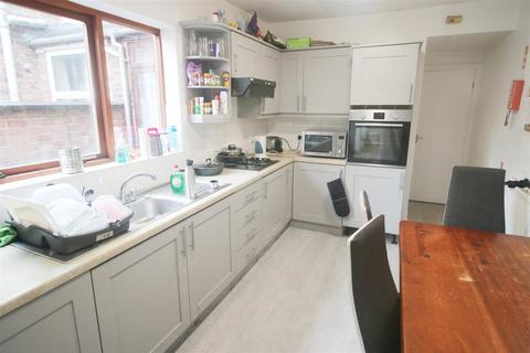 1 bedroom property to rent, Hoole, Chester CH2