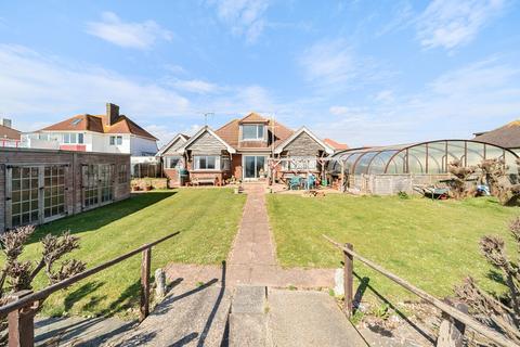 3 bedroom detached house for sale, Davenport Road, Felpham, PO22