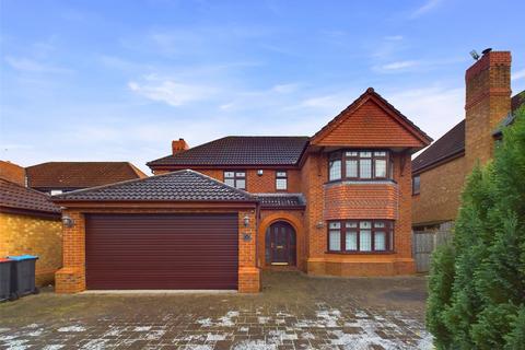 4 bedroom detached house for sale, Monarch Drive, Kingsmead CW9