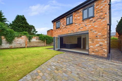 4 bedroom detached house for sale, Middlewich CW10