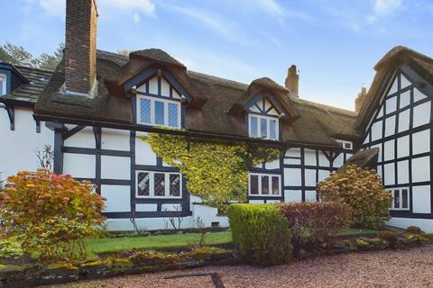 3 bedroom terraced house for sale, Little Stanneylands, Wilmslow SK9