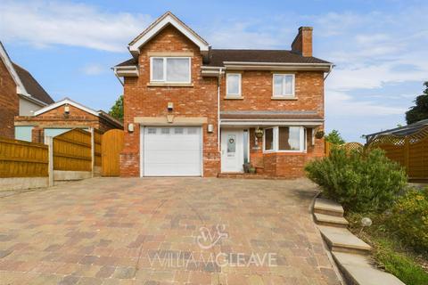 4 bedroom detached house for sale, Cornist Drive, Flint CH6