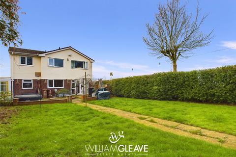 4 bedroom detached house for sale, Carlines Avenue, Deeside CH5