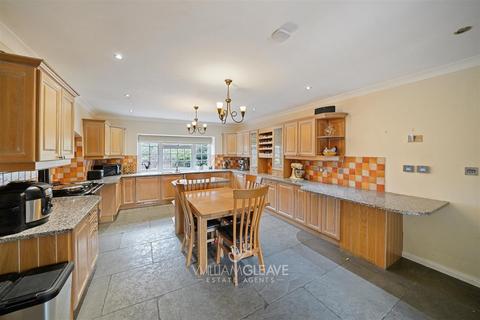 4 bedroom detached house for sale, Nannerch CH7