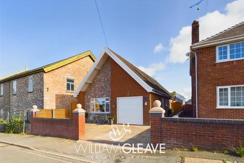 3 bedroom detached house for sale, Holywell CH8