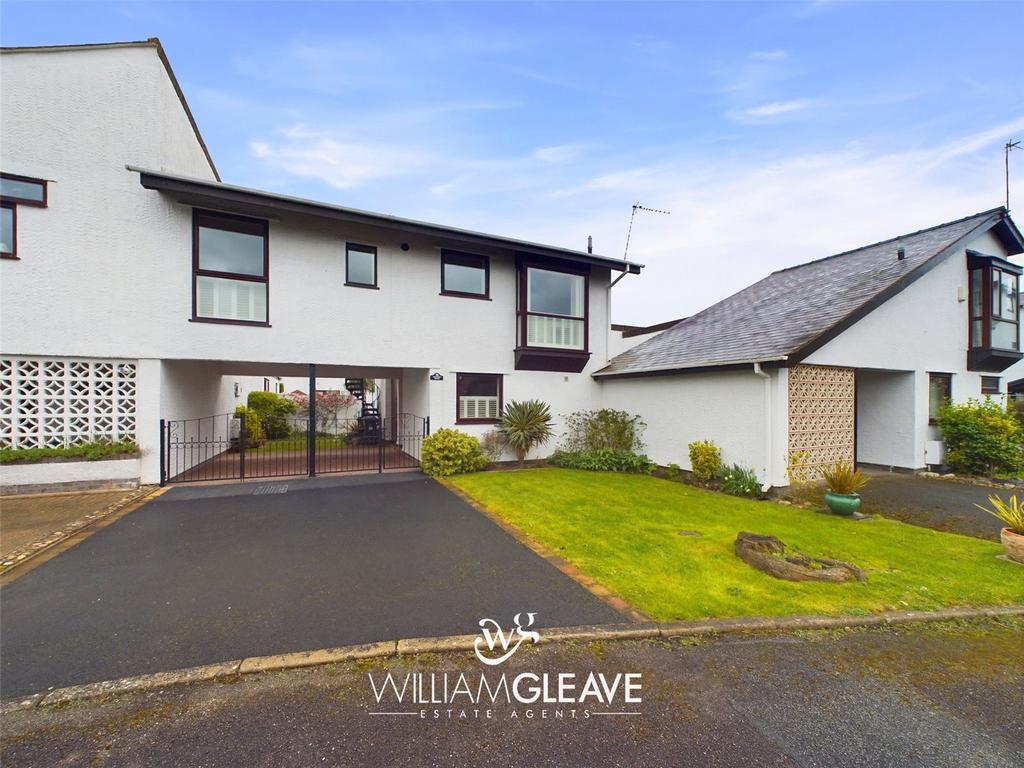 Deganwy Beach, Conwy LL31 2 bed terraced house for sale £225,000