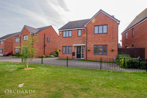 5 bedroom detached house for sale, Simms Close, Bedford MK43