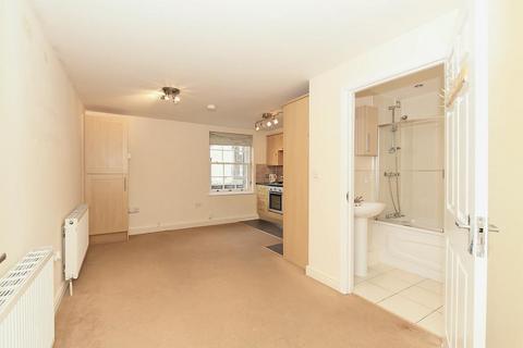 1 bedroom apartment to rent, Fairview Road, Sittingbourne, ME10