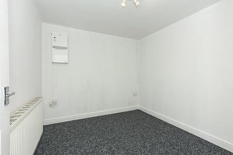 1 bedroom apartment to rent, Fairview Road, Sittingbourne, ME10