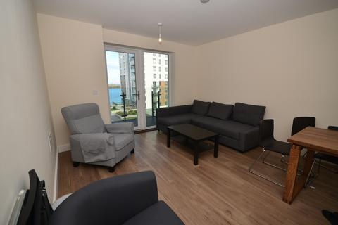 2 bedroom apartment to rent, Peninsula Quay Pegasus Way ME7