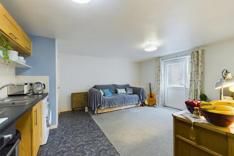 2 bedroom apartment for sale, Douglas Avenue, Wesham PR4