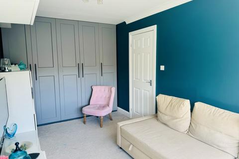 4 bedroom detached house for sale, Howard Close, West Cornforthrham