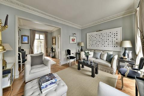 4 bedroom terraced house for sale, Halsey Street, London