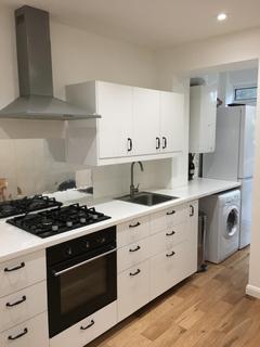 1 bedroom flat to rent, 41a Valentines Road Ilford IG1 4RZ