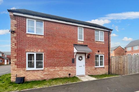 3 bedroom semi-detached house for sale - Cuthbert Park, Birtley, Chester Le Street, Chester Le Street, DH3 2AQ