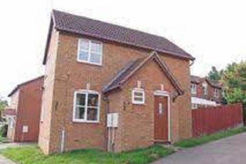 3 bedroom detached house to rent, Chatsworth Drive, Wellingborough, Northamptonshire. NN8 5FB