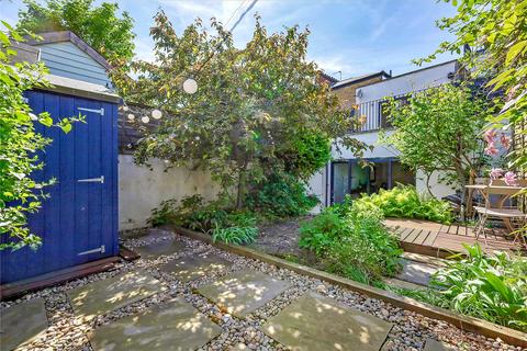 56d Southgate Road, London, N1 3JF