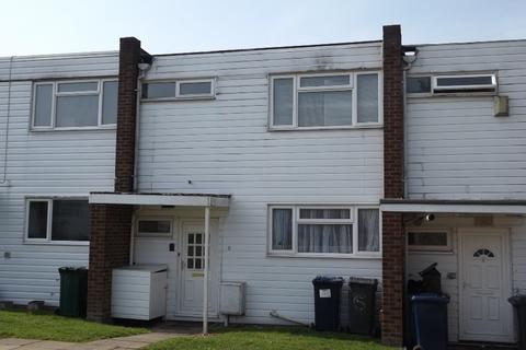 3 bedroom terraced house to rent, Maytree Close, Edgware HA8 8XX
