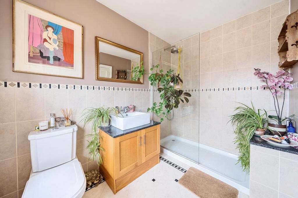 Ensuite Shower Room