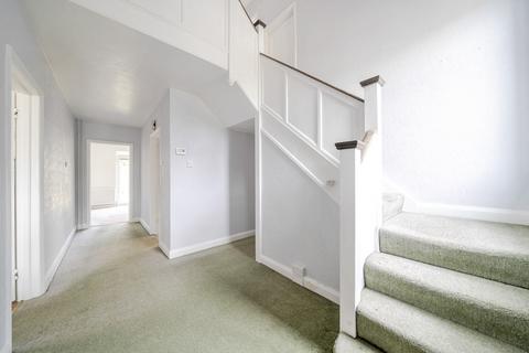 undefined, Milton Court, Ickenham, Uxbridge