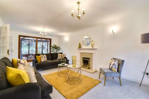 4 bedroom detached house for sale, St. Augustine Drive, Worcestershire WR9