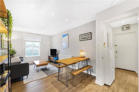 1 bedroom apartment for sale, Shacklewell Lane, London, E8