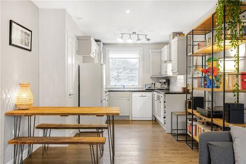 1 bedroom apartment for sale, Shacklewell Lane, London, E8