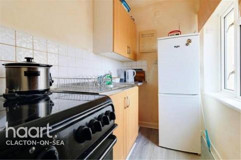 1 bedroom flat to rent, Oulton Hall