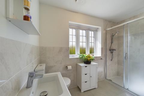 56 Ashford Road, Worcester, WR2 5FQ