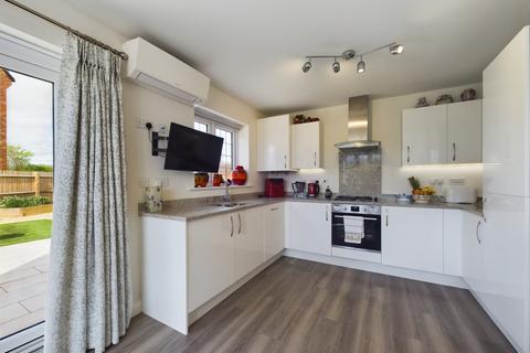 56 Ashford Road, Worcester, WR2 5FQ