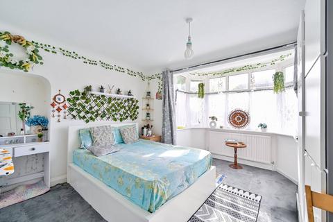2 Turner Road, New Malden, KT3 5NL