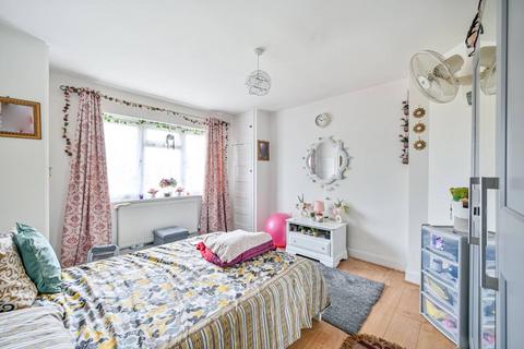2 Turner Road, New Malden, KT3 5NL