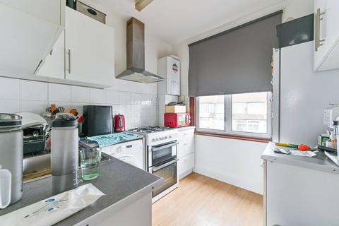 1 bedroom flat to rent, Manor Road, Mitcham, CR4