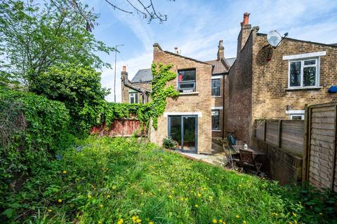 3 bedroom house to rent, Brayards Road, Peckham Rye, London, SE15