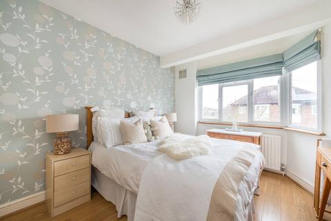 2 bedroom maisonette for sale, Heatham Park, Twickenham, TW2