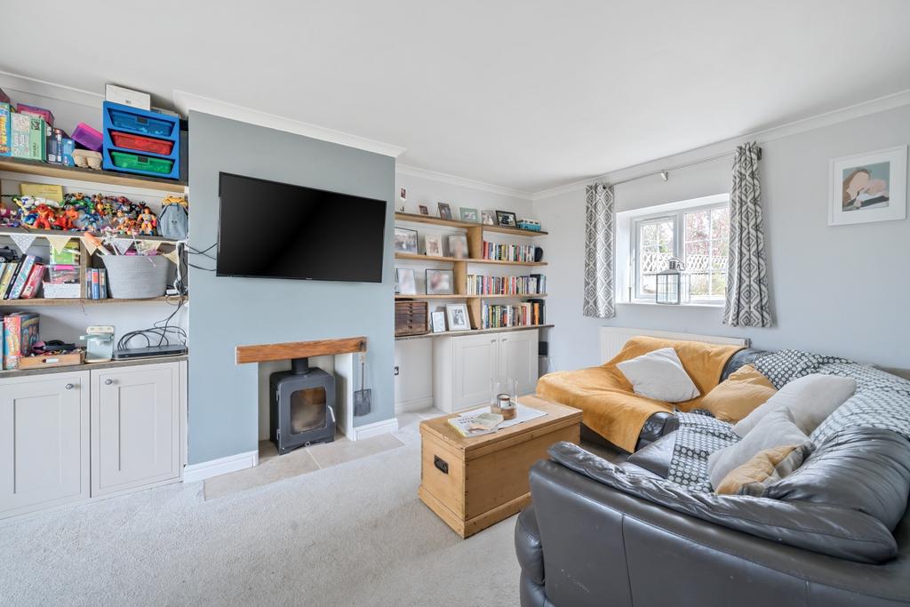Coronation Road, Tetbury, Gloucestershire, GL8 2 bed semidetached