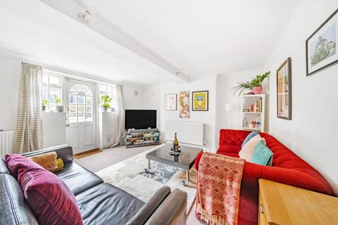 3 bedroom flat for sale, Oakfield Road, Stroud Green