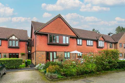 2 bedroom apartment for sale, Ransom Close, Watford, Hertfordshire, WD19