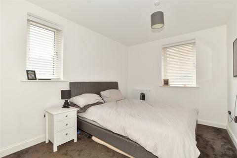 1 bedroom apartment for sale, Virginia Drive, Haywards Heath, West Sussex