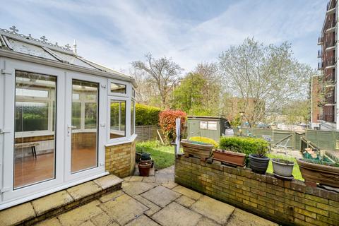 112 Longfield Road, Winnall, Winchester, SO23 0NU