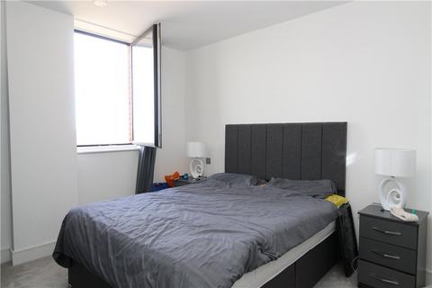 2 bedroom apartment to rent, Healum Avenue, Southall, UB2