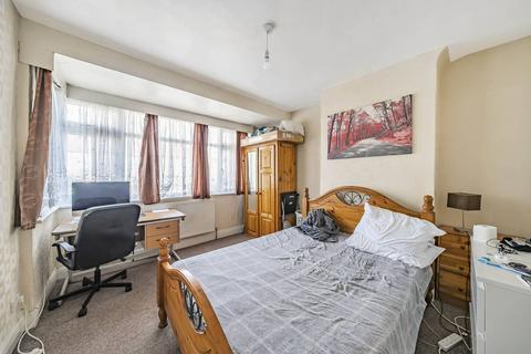 4 bedroom terraced house for sale, Brent Park Road, Brent Cross, London, NW4