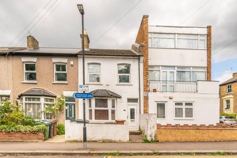 3 bedroom house for sale, Grosvenor Park Road, Walthamstow Village, London, E17