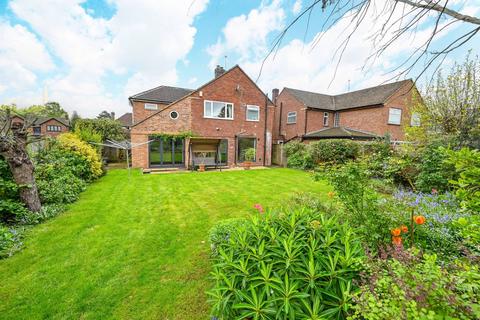 3 bedroom detached house for sale, Little Green Lane, Chertsey, KT16