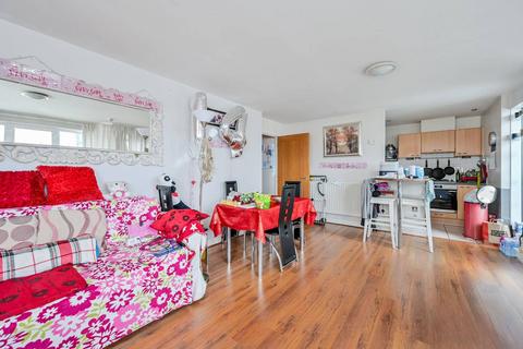 2 bedroom flat for sale, Granary Mansions, Thamesmead, London, SE28