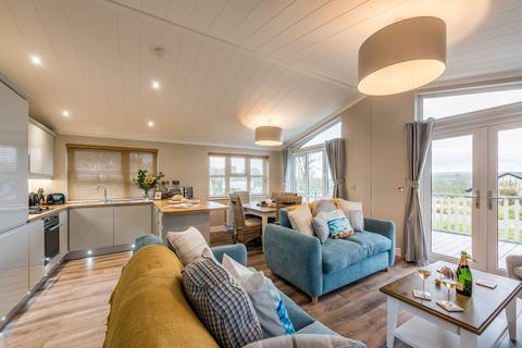 3 bedroom lodge for sale, Otterham Cornwall
