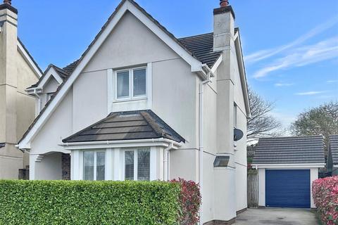 4 bedroom detached house for sale, Tinney Drive, Truro