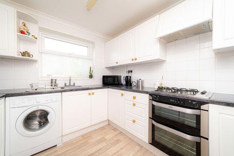 3 bedroom end of terrace house for sale, Millstream Close, Faversham, ME13