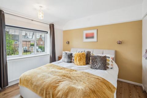 10 Candlemas Mead, Beaconsfield, HP9 1AP
