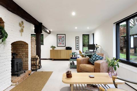 undefined, Finch Lane, Knotty Green, Beaconsfield, Buckinghamshire, HP9
